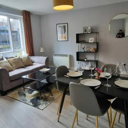 Modern Trendy & Spacious 2bd In Temple Bar Apartmán Dublin