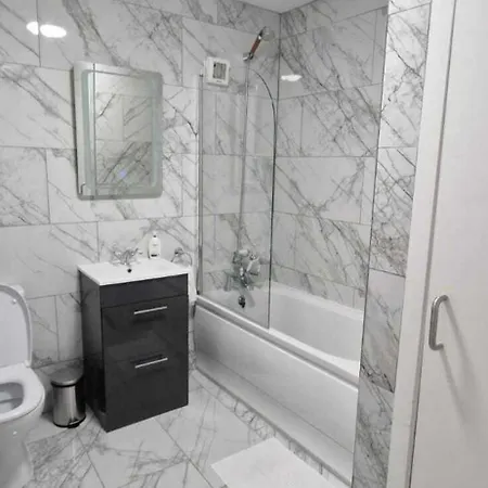 Modern Trendy & Spacious 2bd In Temple Bar Apartman